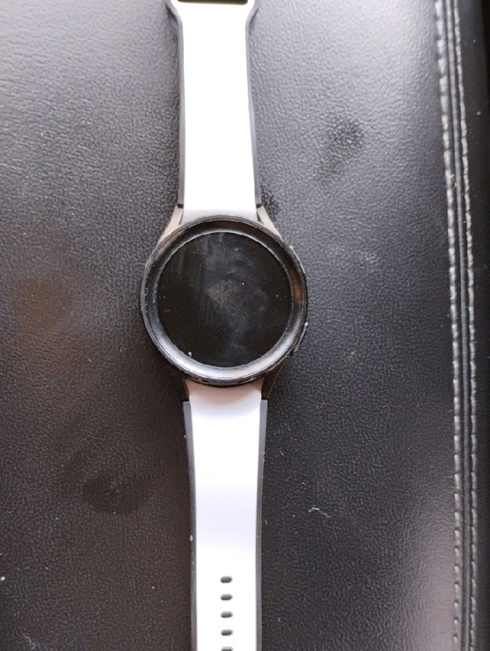 Samsung White Smartwatch with Black Bezel For Parts